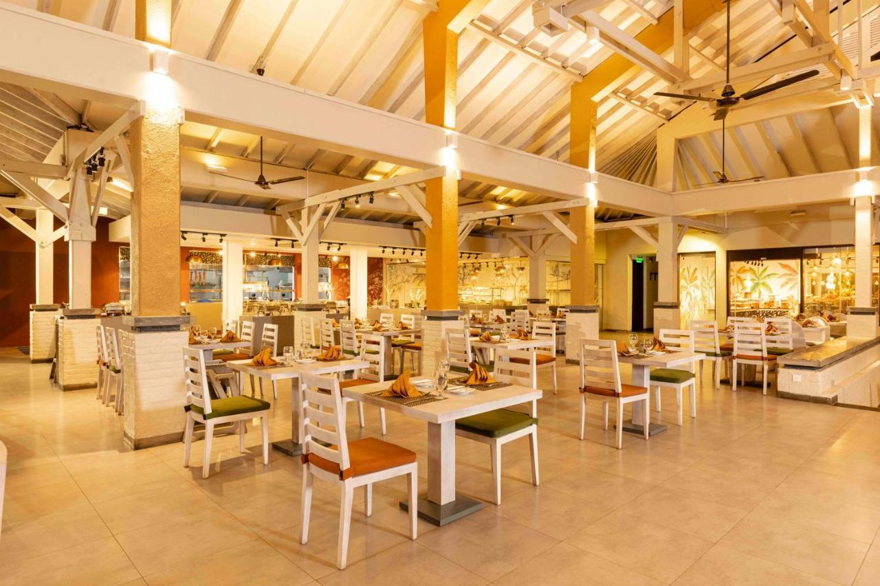 Club Dolphin Resort Negombo