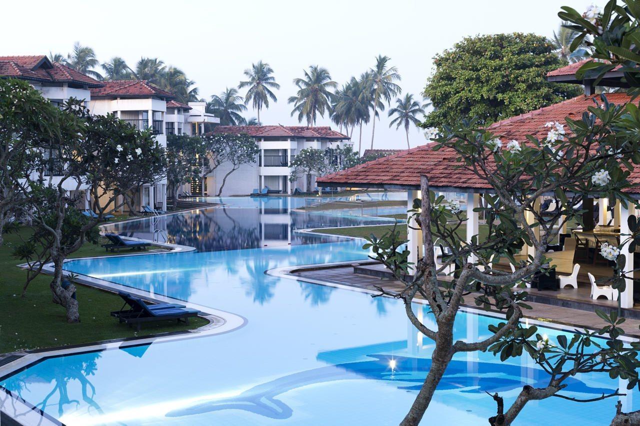 Курортный комплекс Club Dolphin 5*