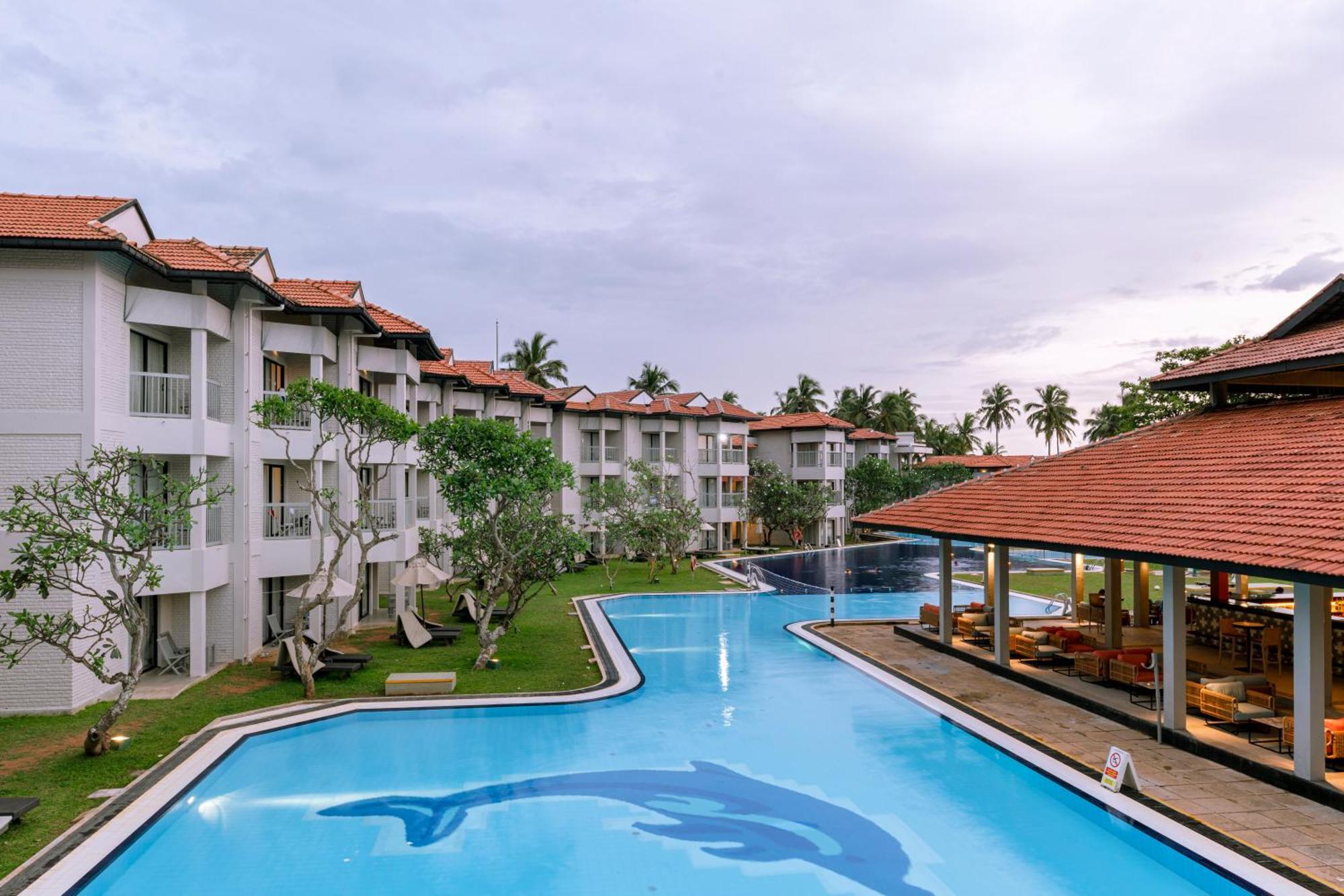 Club Dolphin 5*