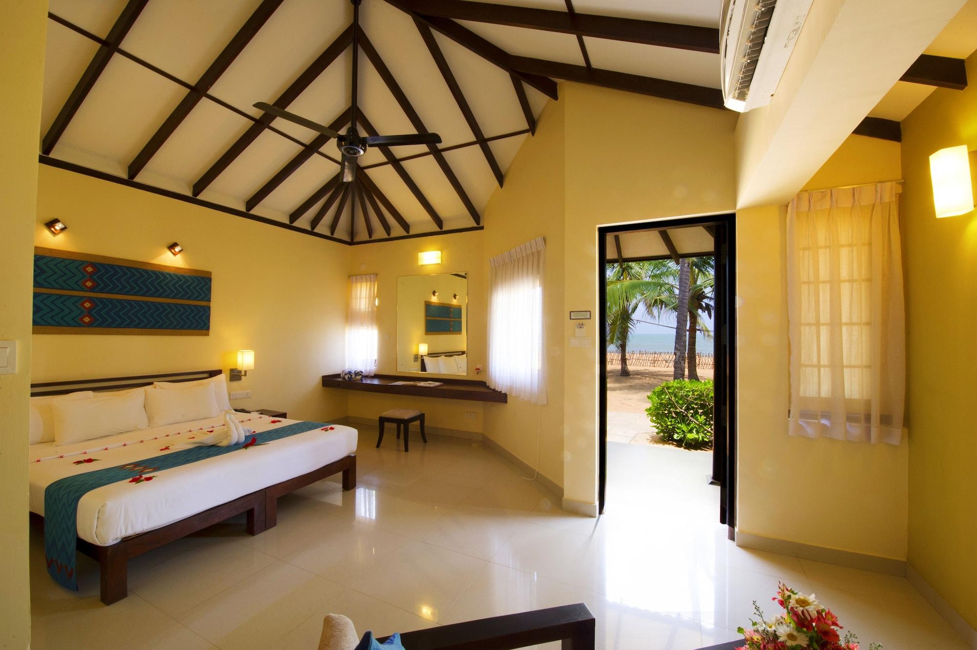 Club Dolphin Resort